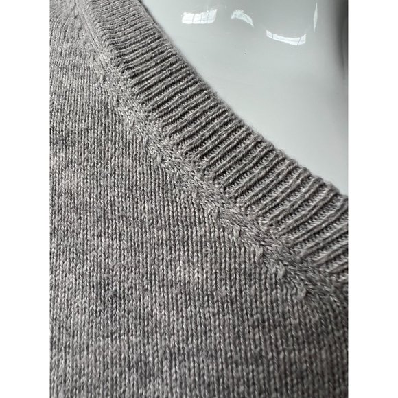 Jack Threads V Neck Sweater  SZ M Grey   90% Cotton, 10% Cashmere - Picture 7 of 16